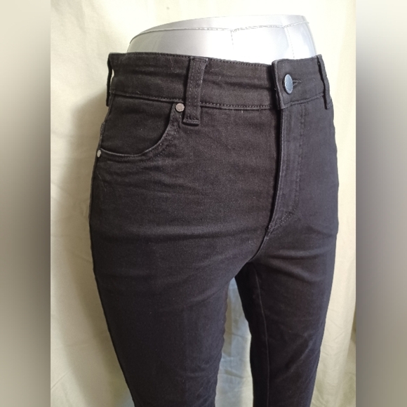 A Universal Standard High Rise Jet Black Jeans - Picture 4 of 9